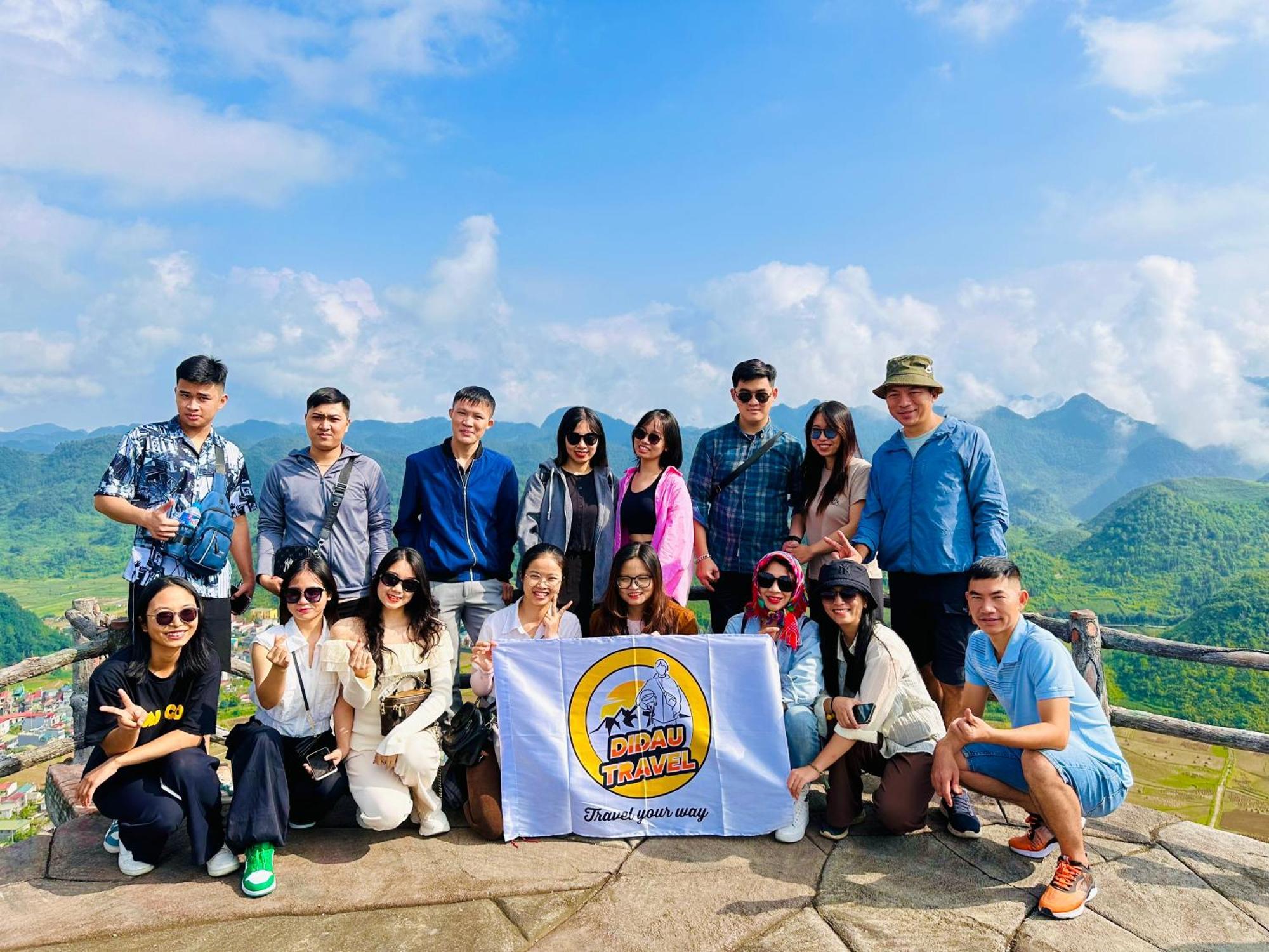 Tl Adventure Tour & Motorbike Aparthotel Ha Giang Exterior photo